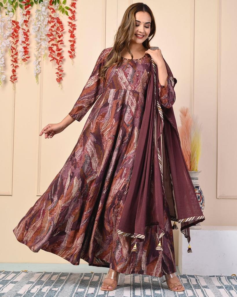 Effortless Mass Line Suit - Image 2